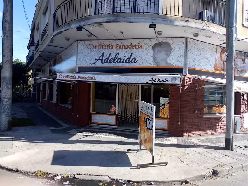Adelaida Panader&iacute;a y Confiter&iacute;a