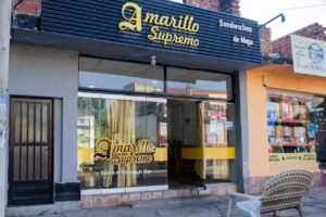 Amarillo Supremo Sandwich