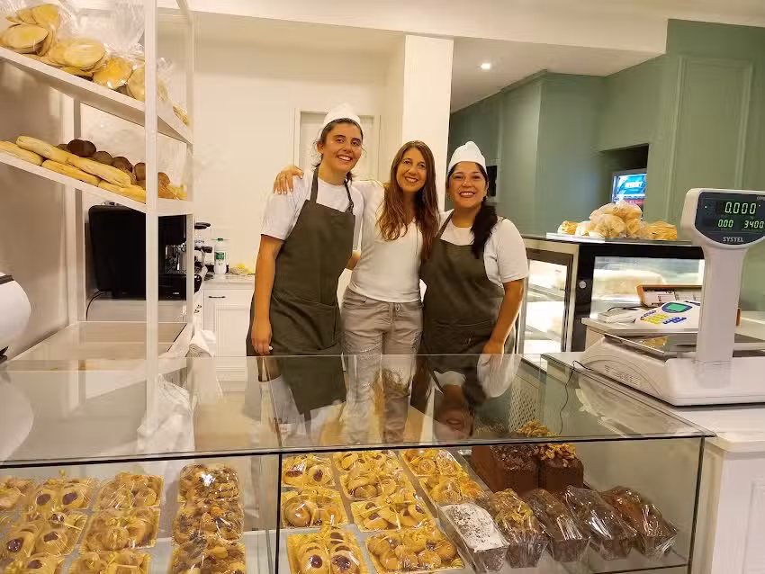Arineta &ndash; Panader&iacute;a & Cafeter&iacute;a
