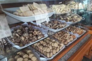 Cafe -Pasteleria Andrea Piazza