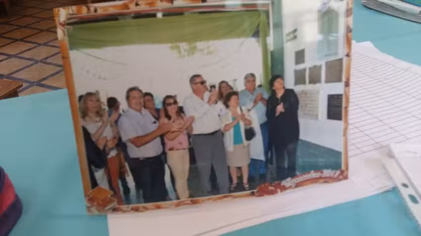 Cafeteria & Panader&iacute;a La 25