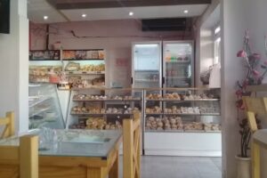 Cafeteria Y Panaderia Tentaciones