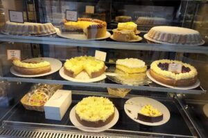 Cardamomo Panaderia y Cafe