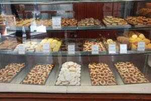 Confiter&iacute;a Delgado