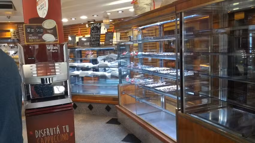 Confiter&iacute;a Isis