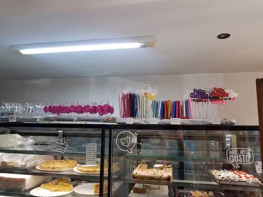 Confiter&iacute;a y Panader&iacute;a Bambino