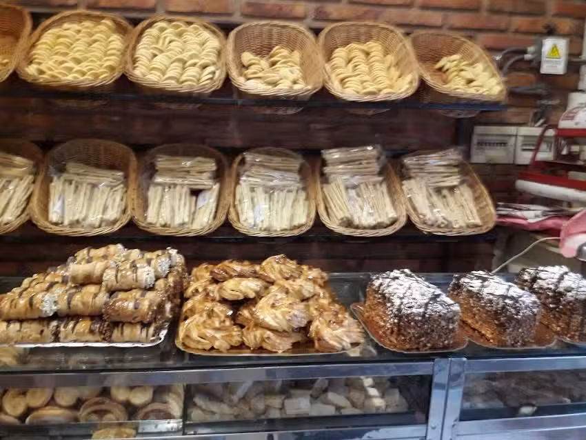 CONFITER&Iacute;A Y PANADER&Iacute;A LA ITALIANA