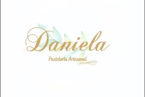 Daniela pasteler&iacute;a