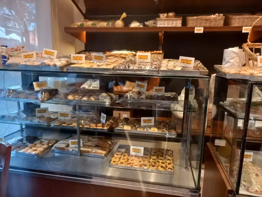 Del Pilar &ndash; Pan & cosas ricas