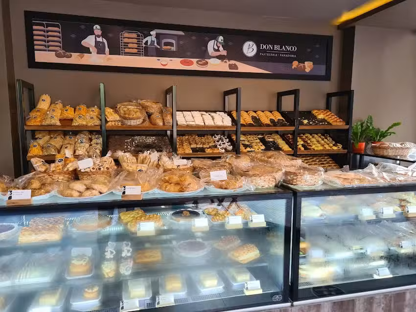 Don Blanco Pasteler&iacute;a