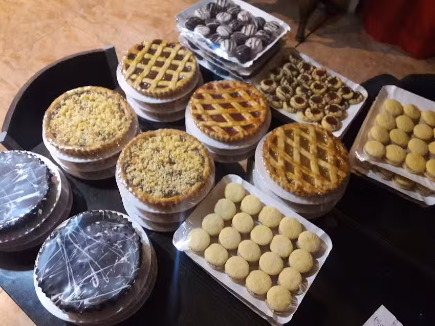 Do&ntilde;a Ana Pasteler&iacute;a Artesanal