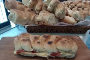 &ldquo;Do&ntilde;a Chucha &rdquo; buffet ,cafeter&iacute;a y panaderia