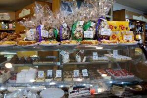 El Ca&ntilde;&oacute;n Panader&iacute;as y Confiter&iacute;as