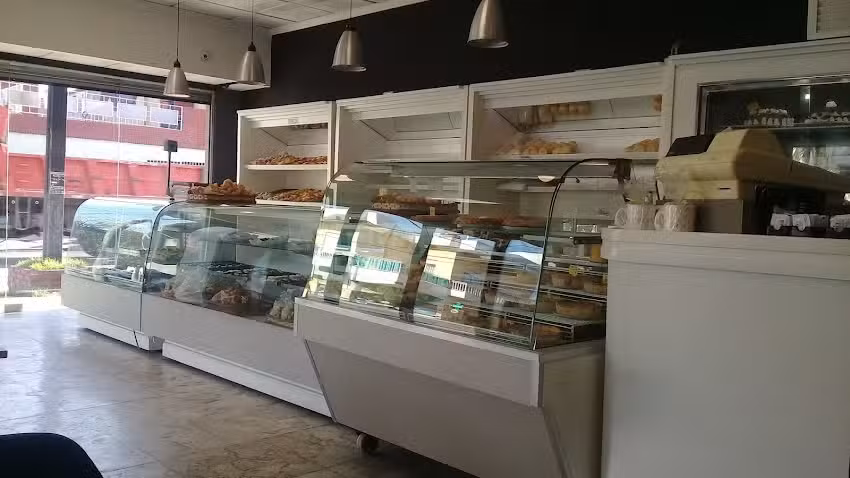 EL CASTILLO &ndash; Panaderia y Confiteria &ndash;