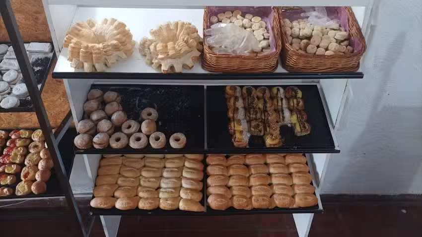 El Emporio Panadero 60