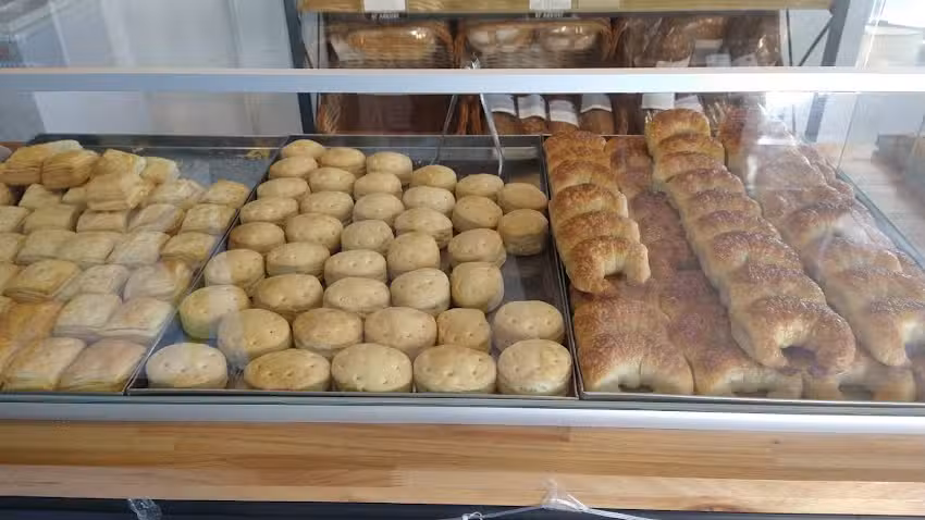 El Vergel R&iacute;o Ceballos PANADER&Iacute;A y CAFETER&Iacute;A