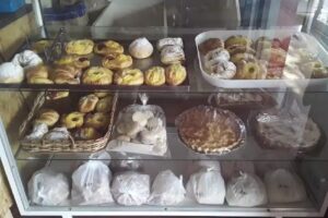 ELIMAR panader&iacute;a, cotill&oacute;n y venta de productos comestibles, sueltos!