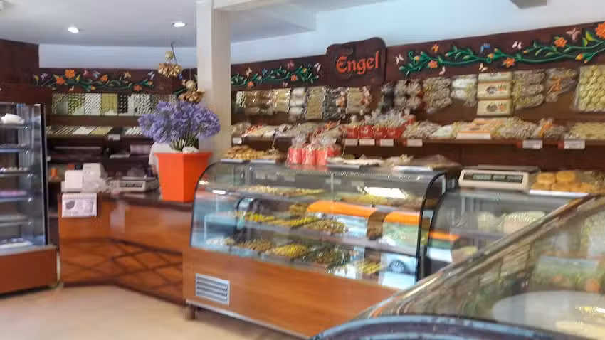 Engel: Confiter&iacute;a y Panader&iacute;a