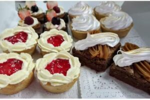 Evelyn Rubio pasteler&iacute;a