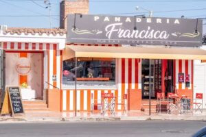 francisca pan& cafe