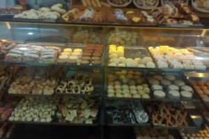 G&eacute;nesis Cake World Panader&iacute;a y confiter&iacute;a