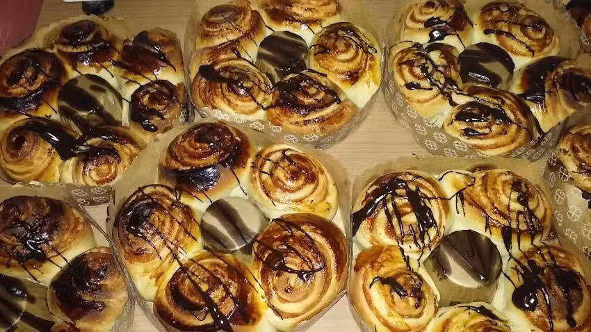 Giuliana Pasteler&iacute;a Artesanal