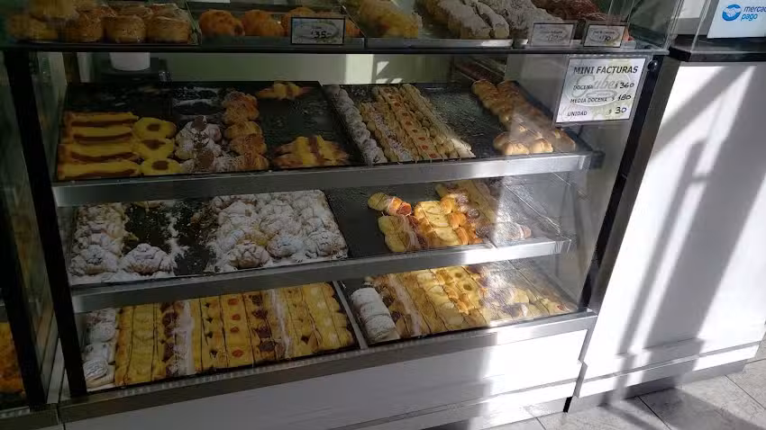 Guber Patisserie Tortugas