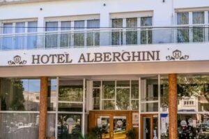 Hotel y Confiteria Alberghini