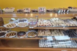 La Artesana Confiter&iacute;a y Panader&iacute;a