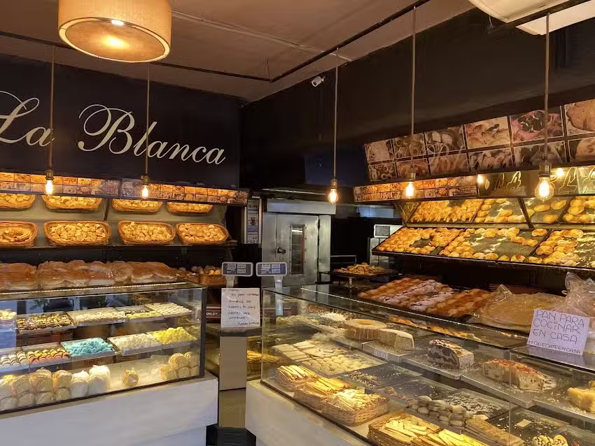 La blanca 100 a&ntilde;os