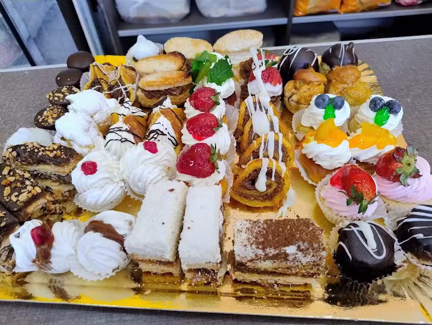 La Casa De Las Tortas y sandwicheriaDon Esteban II