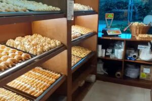 La Casa de Maga -Pilar -Medialunas-Cafe