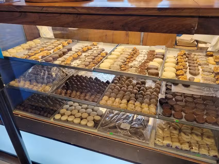 La Celeste &ndash; Panader&iacute;a [Sucursal: Marcelo T. de Alvear]