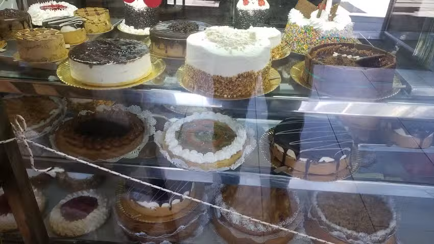 &rdquo; La EMILIA&rdquo; Pan De Martino