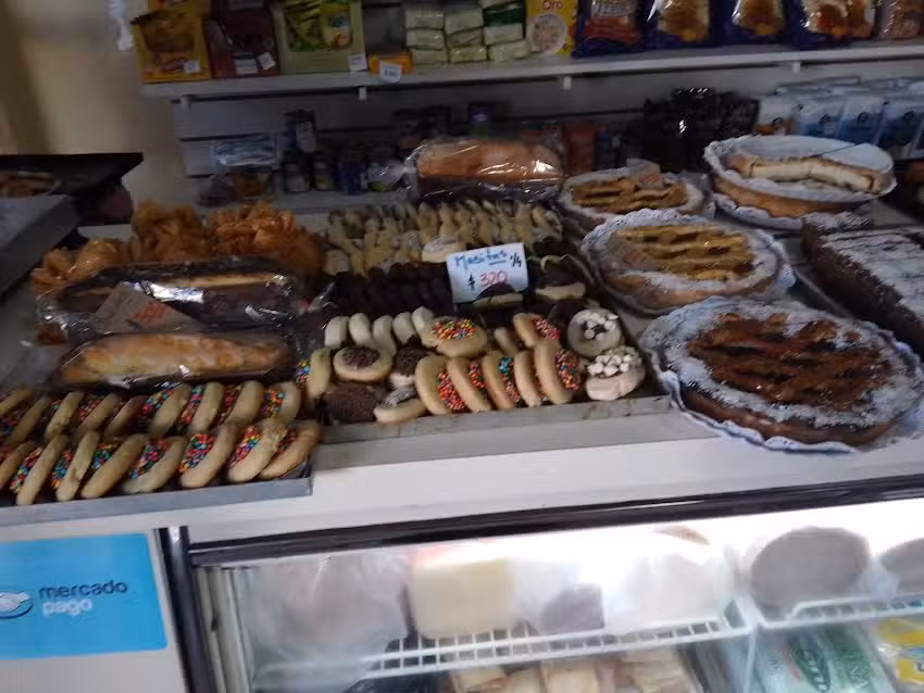 LA IDEAL &ndash; Panaderia y Confiteria &ndash;