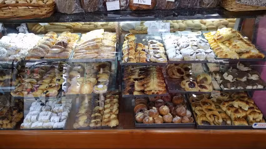 LA IDEAL &ndash; Panader&iacute;a y Confiter&iacute;a &ndash;