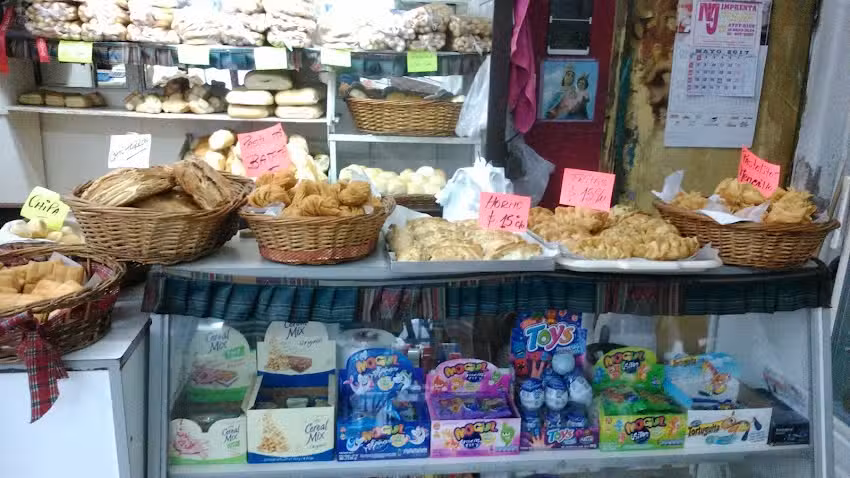 LA IDEAL &ndash; Panaderia y Confiteria &ndash;