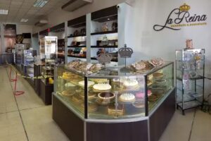 La Reina &ndash; Panader&iacute;a y Pasteler&iacute;a