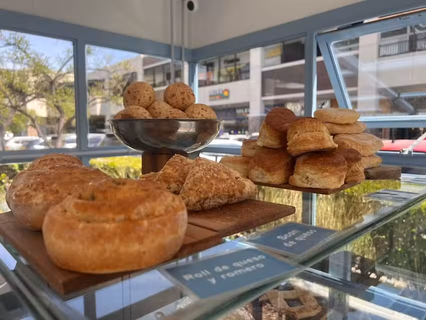 La Uni&oacute;n Gluten Free Bakery