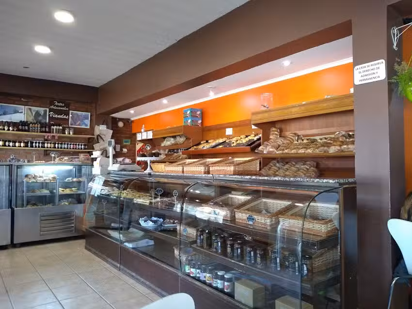 LO DE HAYDEE panaderia y cafeteria