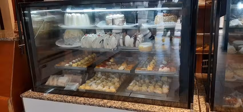 Lucy &ndash; Cosas ricas [Sucursal Col&oacute;n]