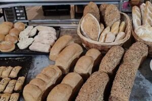 MADRE MIGA PANADERIA Y PASTELERIA