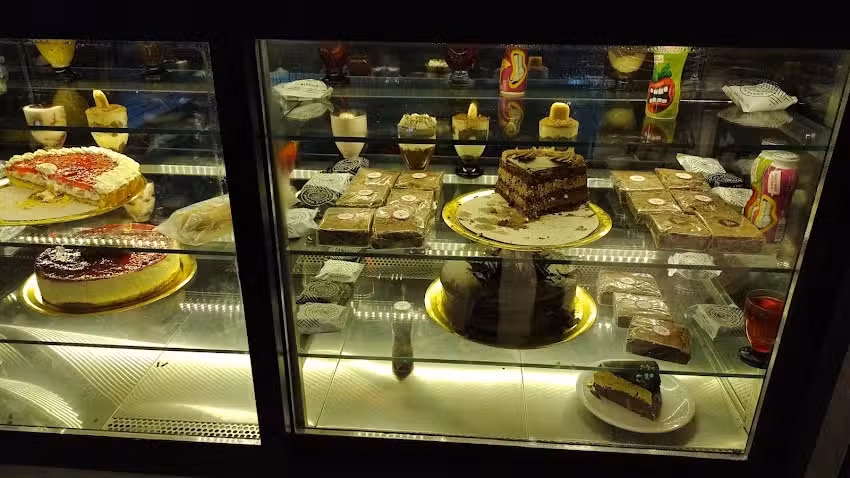 Marula Zoo Caf&eacute;