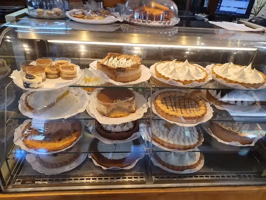 Marvic | Helader&iacute;a &bull; Pasteler&iacute;a &bull; Restaurante