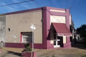 Moustache &ndash; Panaderia Y Pasteleria.