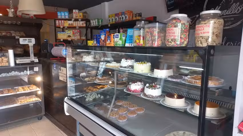 Murillo Pasteler&iacute;a, Los Perales