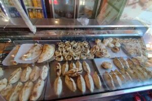 Nazareno rotisería y panadería