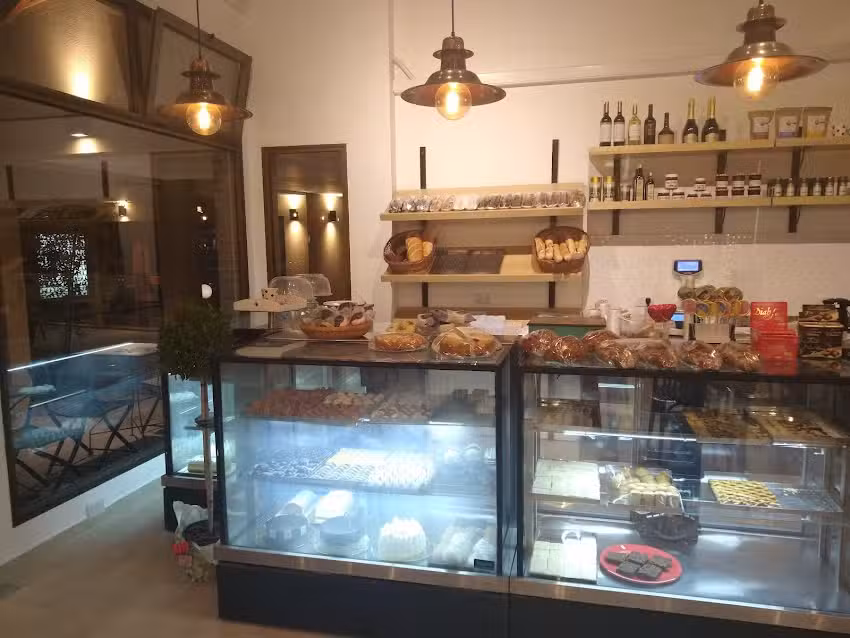 Nuria Confiteria y Panaderia &ndash; Funes
