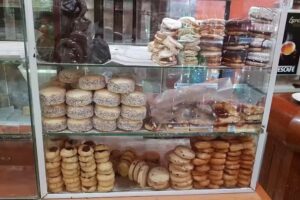 Panader&iacute;a & Caf&eacute; Mordisco