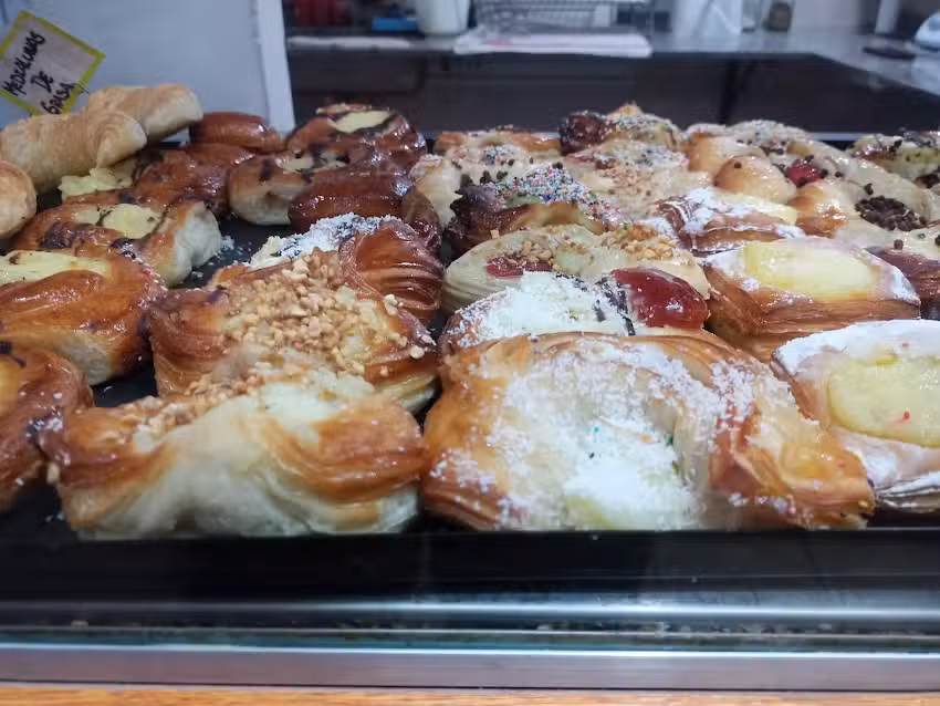 PANADER&Iacute;A CAFETERIA